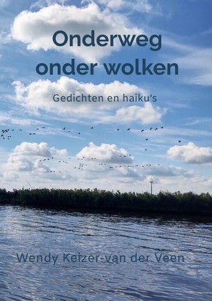 Onderweg onder wolken 