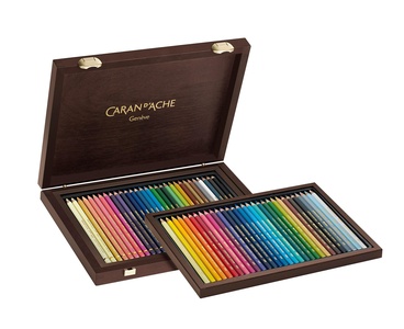 Caran d'Ache Houten box met 30 Supracolor aquarelpotloden en 30 Pablo kleurpotloden